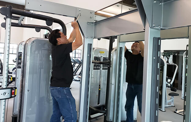 قامت شركة JOYFIT24 في اليابان بتركيب آلة سميث في الخامس من مايو 2018
